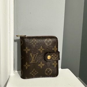 Louis Vuitton Monogram Zippy Compact Wallet